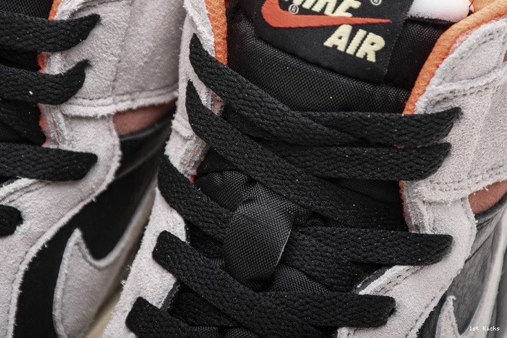 Grey Crimson 1 Black 555088-018 Air Jordan 1102